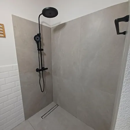 Apartment Neu Guesthouse-passion