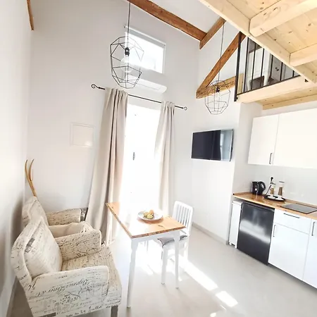 Апартаменты Neu Guesthouse-passion *