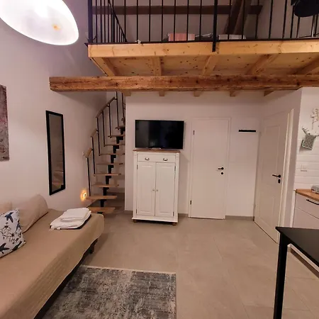 Neu Guesthouse-passion Апартаменты